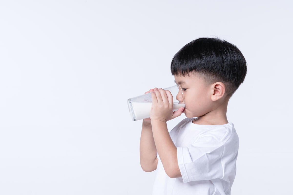 Lợi ích của đạm thủy phân từ sữa là hỗ trợ dung nạp tiêu hóa