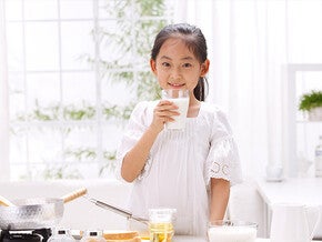 Tư vấn dinh dưỡng cho bé bị dị ứng đạm sữa bò