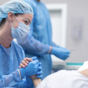 Mẹ cần trang bị những điều cần biết về quá trình chuyển dạ để chuẩn bị tâm lý tốt nhất Mẹ cần trang bị những điều cần biết về quá trình chuyển dạ để chuẩn bị tâm lý tốt nhất