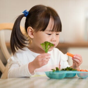 Làm sao để biết bé thiếu chất và giải pháp cải thiện dinh dưỡng phù hợp Làm sao để biết bé thiếu chất và giải pháp cải thiện dinh dưỡng phù hợp