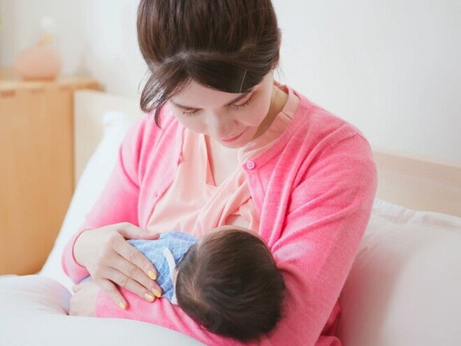 CÁC TƯ THẾ CHO CON BÚ ĐÚNG CÁCH ĐƯỢC MẸ ƯU ÁI NHẤT CÁC TƯ THẾ CHO CON BÚ ĐÚNG CÁCH ĐƯỢC MẸ ƯU ÁI NHẤT