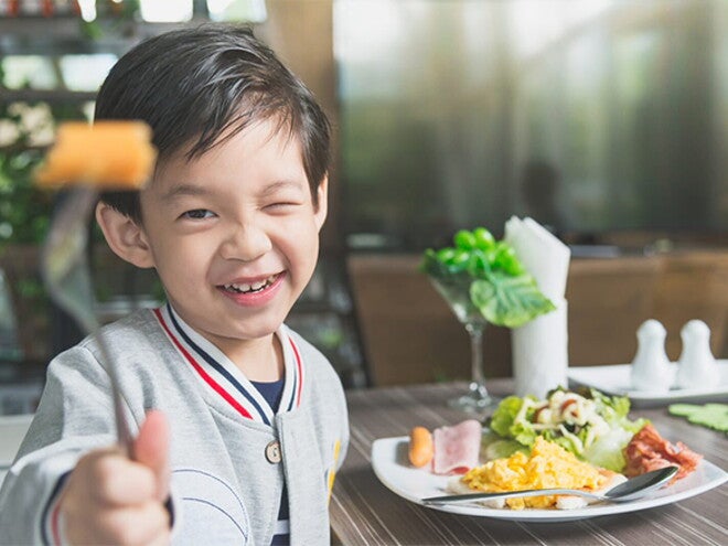 Nhu cầu dinh dưỡng của trẻ theo từng độ tuổi Nhu cầu dinh dưỡng của trẻ theo từng độ tuổi